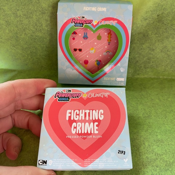 The Powder Puff Girls Fighting Crime Pressed Blush - Picture 3 of 6